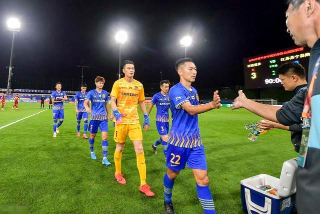 社区盾大战：阿森纳3-0完胜 曼城新帅首秀惨淡