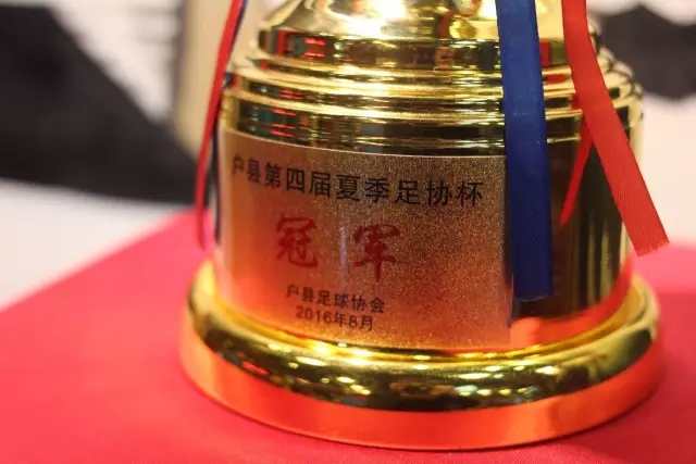 雷霆发布海报向威少告别与致敬